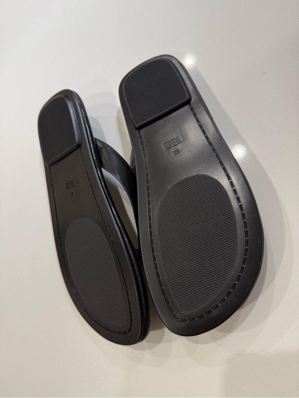 Zara Black Leather Thong Sandals - Picture 8 of 10